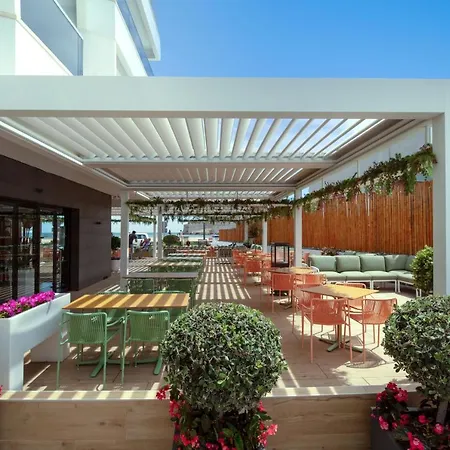 Hotel Rh Portocristo & Wellness 4*