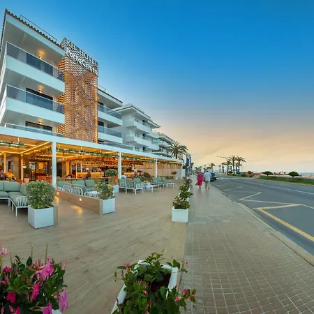 Hotell Rh Portocristo & Wellness 4*