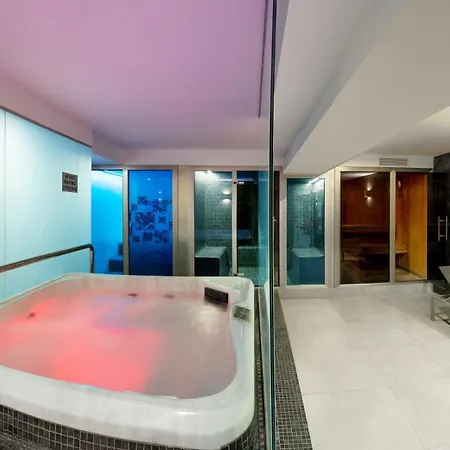 Hotell Rh Portocristo & Wellness 4*